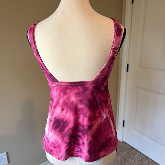 Nike Tankini Tank Top Pink Tie-Dye Athletic Wear Bralet Athletic Women's Sz S - Picture 3 of 10